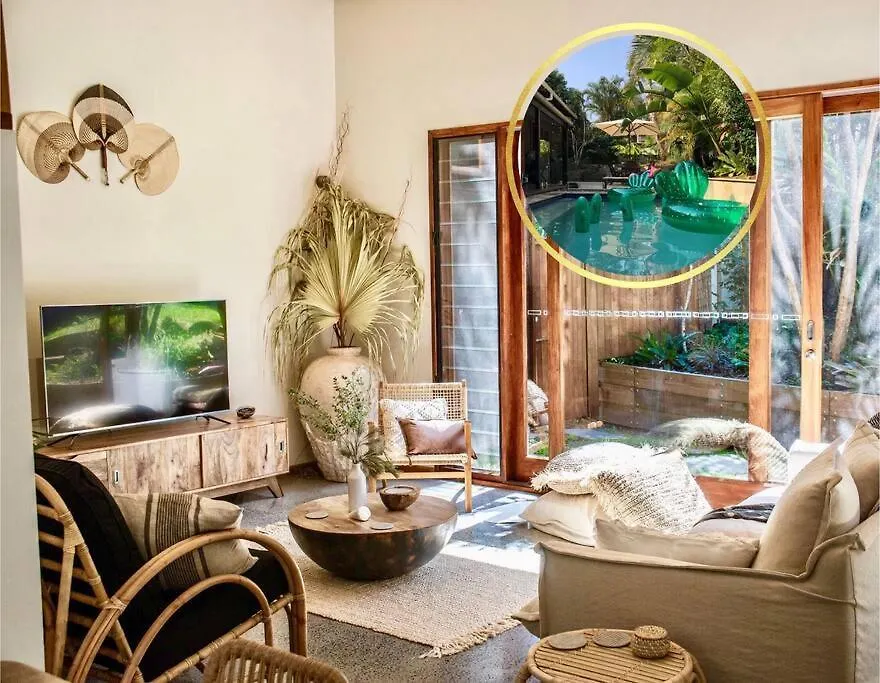 Beach Jungle - Hot Tub, Firepit & Pool In Beachside Oasis Μπάιρον Μπέι